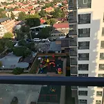 Amazing 2-room Penthouse Cityview W13 Apartamento *