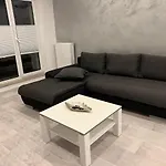 Apartamento Amazing 2-room Penthouse Cityview W13 *