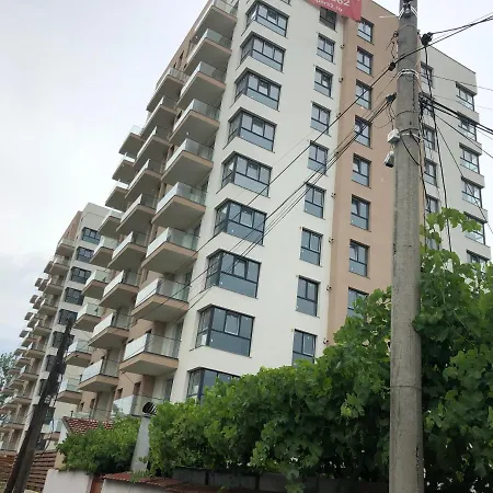 Apartment Amazing 2-room Penthouse Cityview W13 *