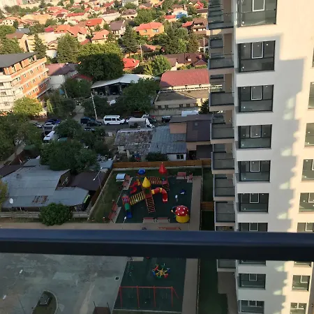 Amazing 2-room Penthouse Cityview W13 Апартаменти *