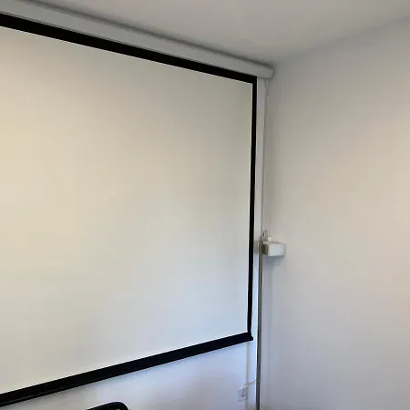 Amazing 2-room Penthouse Cityview W13 布加勒斯特