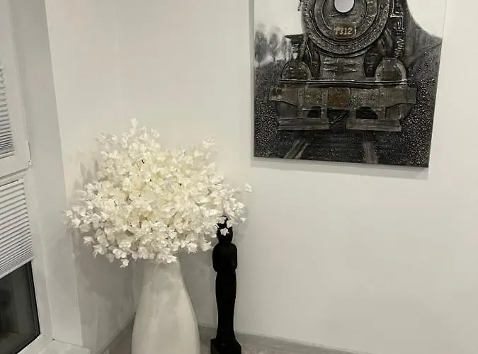 Amazing 2-room Penthouse Cityview W13 Apartman *